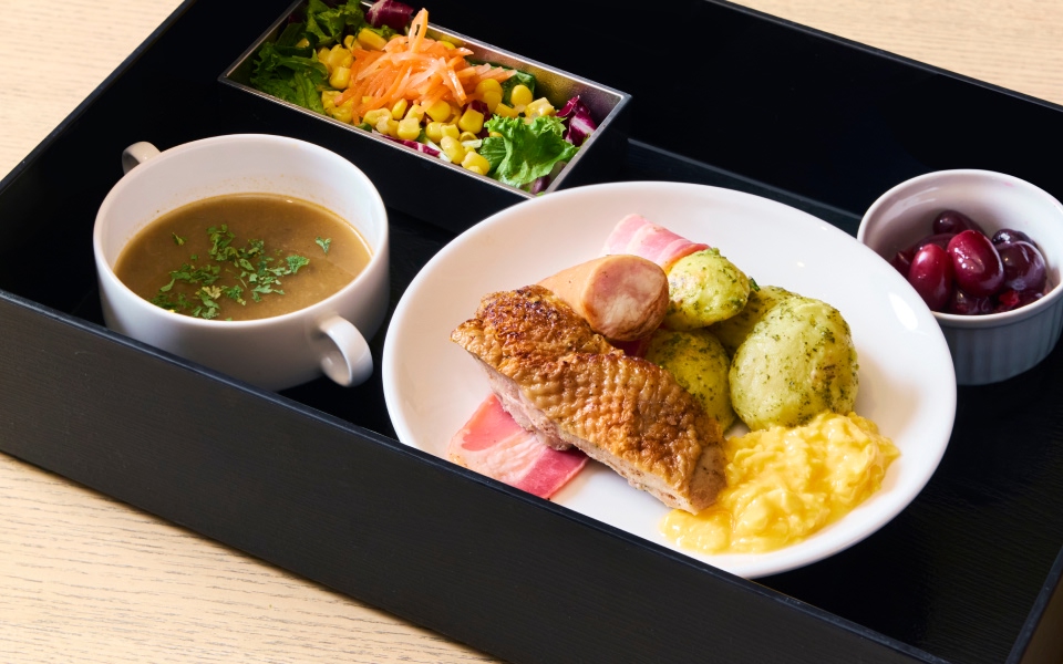 朝食